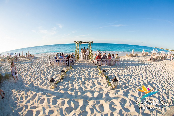 Turks and Caicos Wedding Planner - Wedding at Seven Stars Resort - Tropical DMC028
